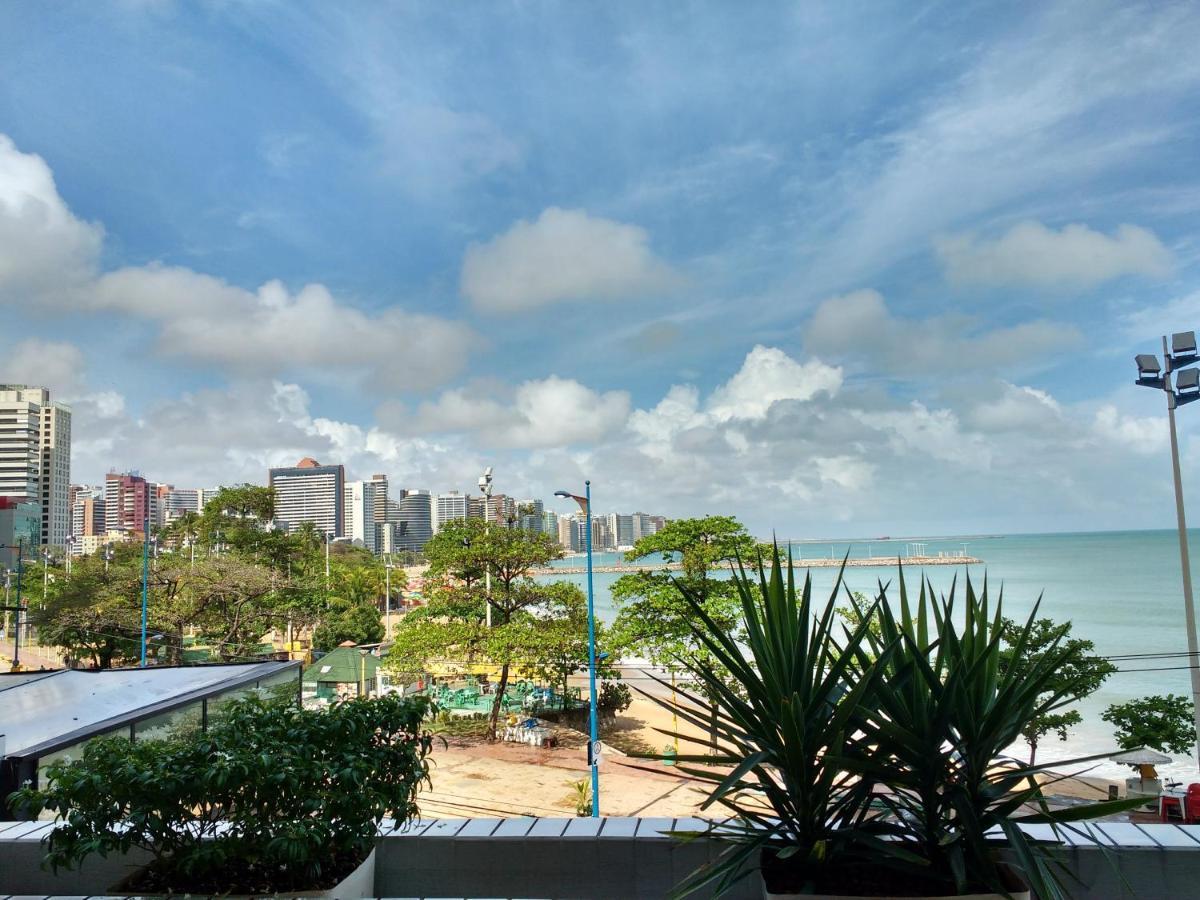 Apt. Em Na Av. Beira Mar Em Hotel 4*