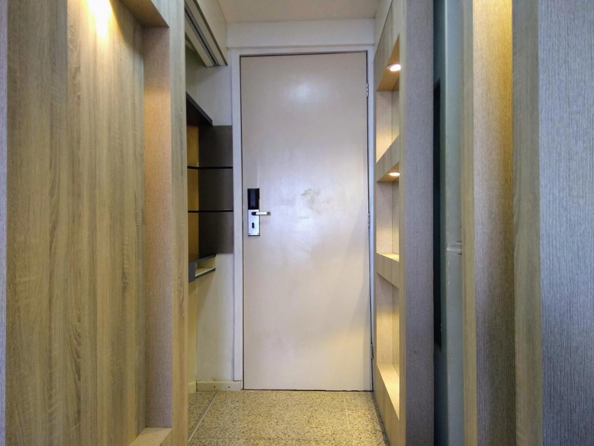 Apt. Em Na Av. Beira Mar Em 4* Fortaleza (Ceara)